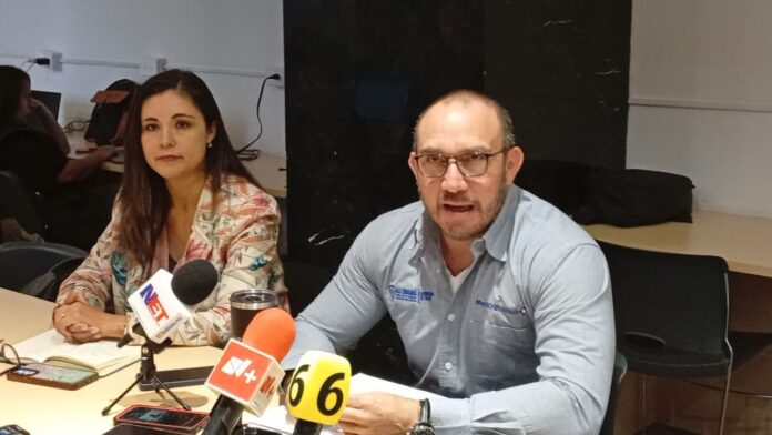 photo_4904874857472920408_y