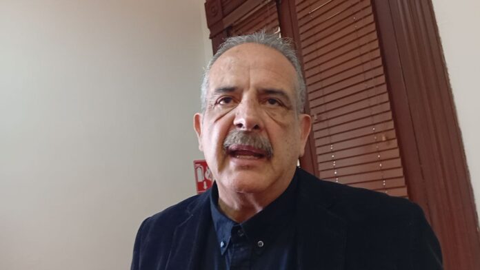 photo_4954256308383189794_y