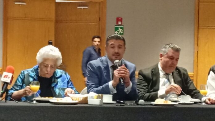 photo_4967630969686920074_y